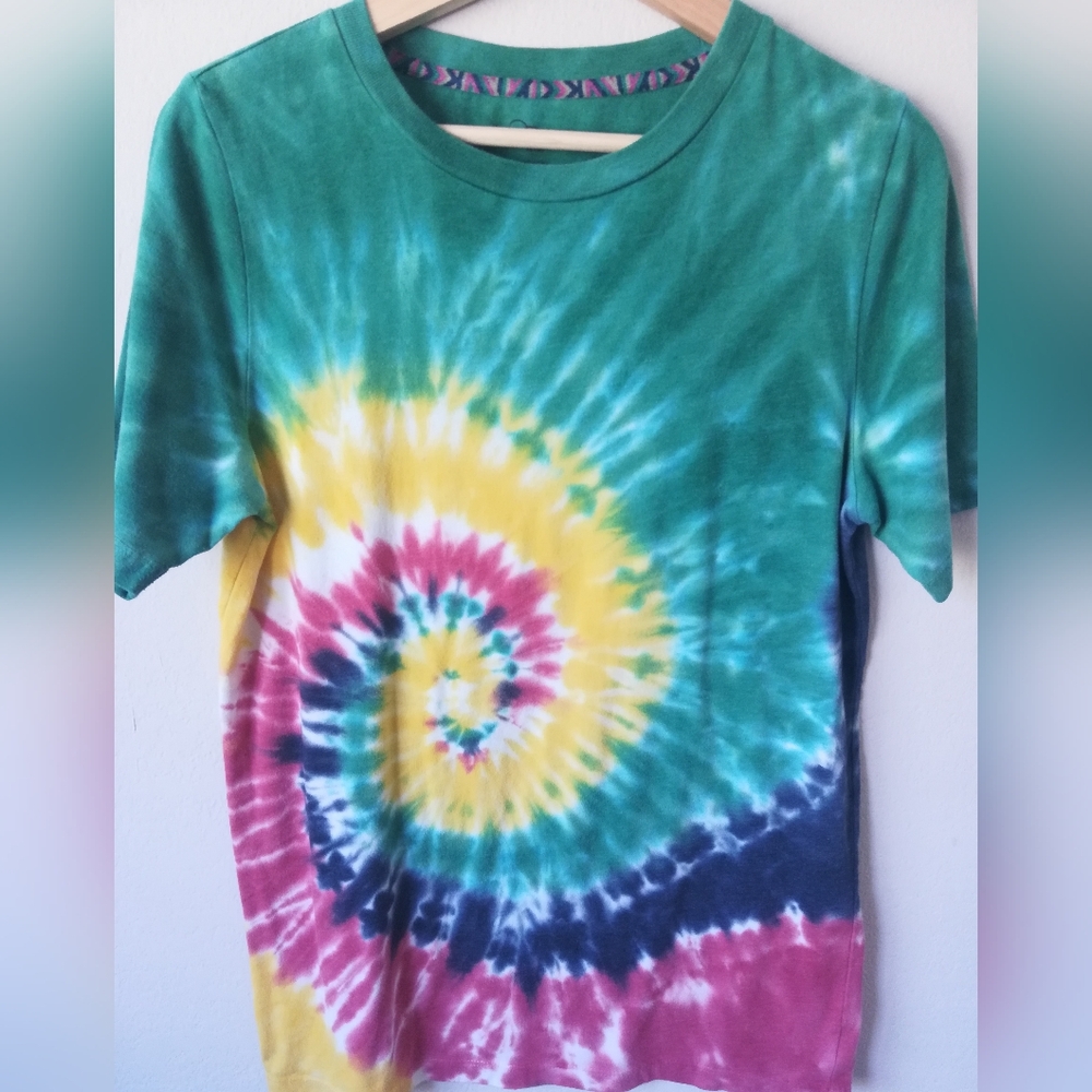 🌺💙 Art Class Size XL Tie Dye T-Shirt